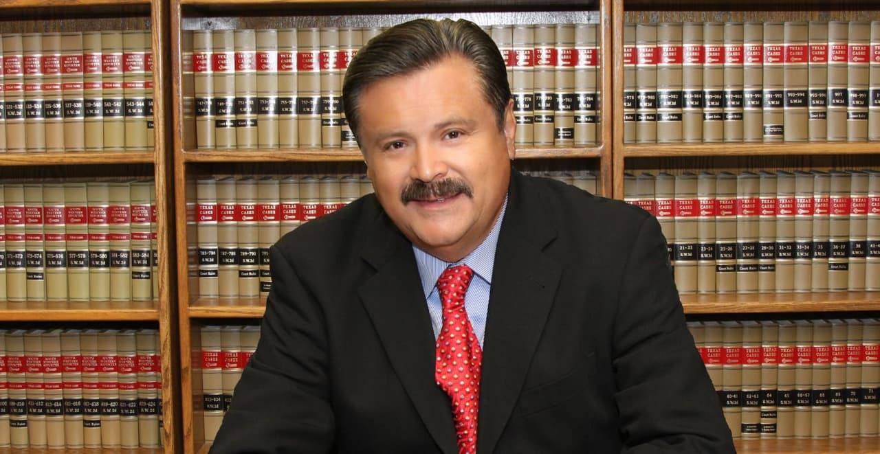 LULAC Nacional hace aportación para desplazados por el terremoto y su presidente nacional visita áreas afectadas