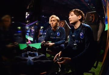 Complexity venció a Ellevens en la final del FIFA eClub World Cup 2020 en Milan y se cornó campeón en una gran final que se fue hasta los penales.