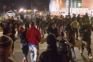 Dos arrestos en Ferguson después de la renuncia de Darren Wilson