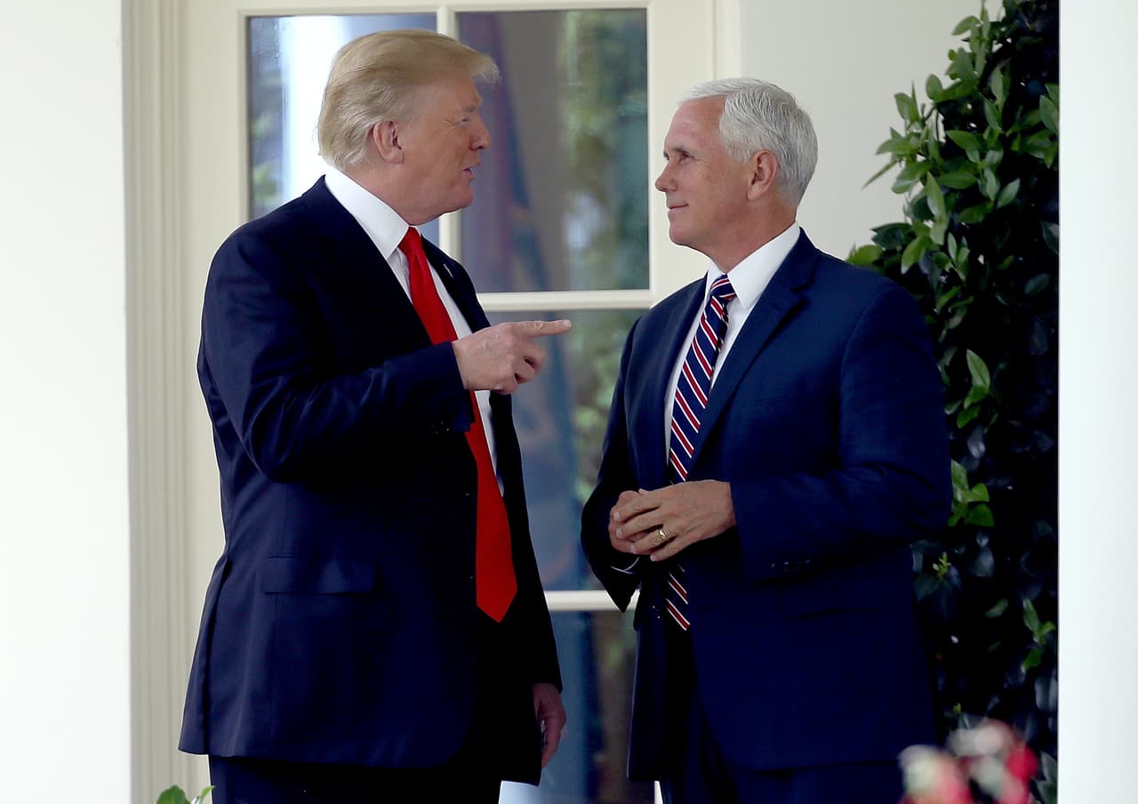 Trump ya entrevistó a candidatos a la Corte Suprema y estos son los nombres que suenan más fuerte