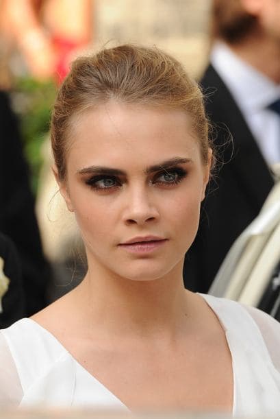 su rostro impecable, hay que decirlo, tiene mucho que ver con ese efecto de perfección.