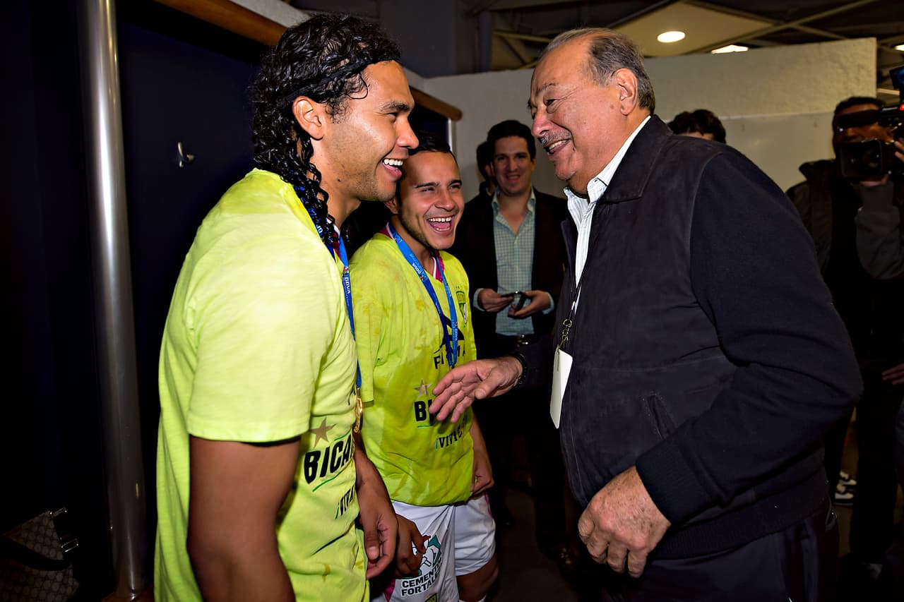 Carlos Slim se reúne con directivos del Atlético de Madrid para posible inversión