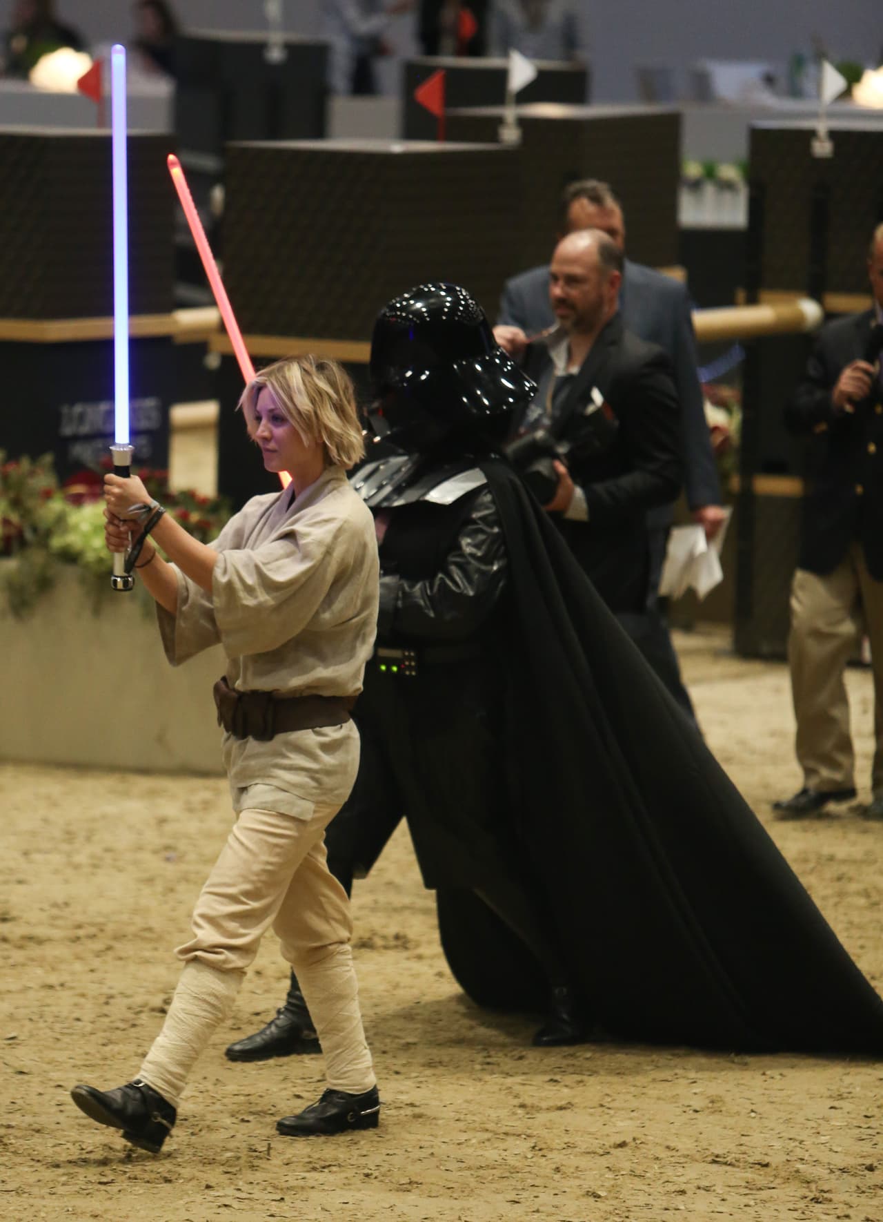 ¡La jedi traicionó a todos y por eso se fue con Darth Vader!