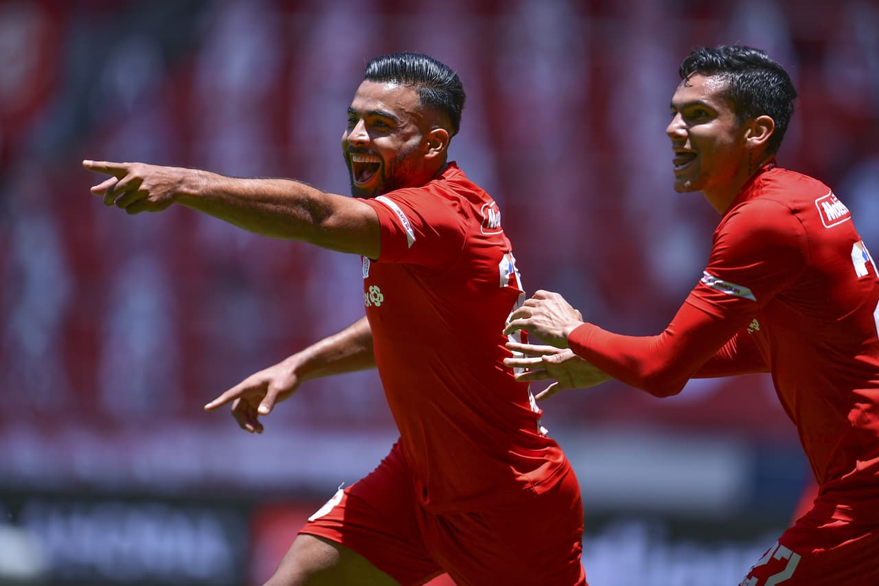 during the game Toluca vs Tigres UANL, corresponding to Day 05 of the Torneo Apertura Guard1anes 2020 of the Liga BBVA MX, at Nemesio Diez Stadium, on August 16, 2020. 
<br>
<br> durante el partido Toluca vs Tigres UANL, correspondiente a la Jornada 05 del Torneo Apertura Guard1anes 2020 de la Liga BBVA MX, en el Estadio Nemesio Diez, el 16 de Agosto de 2020.