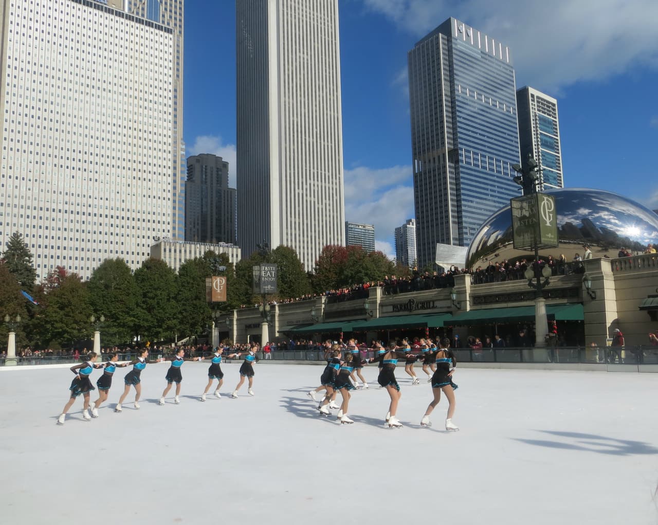 Viernes, sábado y domingo se ofrecerán clases gratis una hora antes de que la pista abra al público.