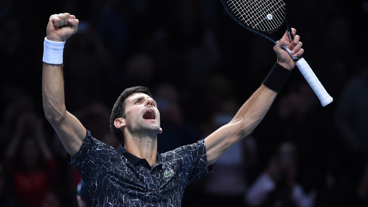 Novak Djokovic inició con éxito su paso en las Finales de la ATP.