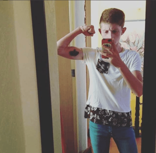 A través de sus redes sociales, Octavio Ocaña comparte su estilo de vida y presume algunos de sus tatuajes.