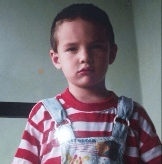 Este chiquillo, nació en Medellín, Colombia, el 7 de mayo de 1985. Y este año, está nominado en 12 categorías de Premio Lo Nuestro.