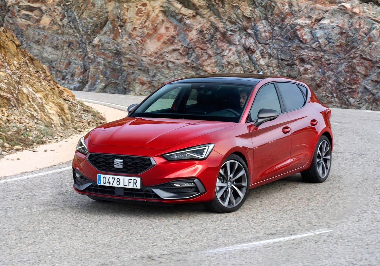 <h3 class="cms-H3-H3">14 - Seat Leon</h3>
<br>
<br>
<b>Hashtags más populares:</b>
<br>
<ul>
<li>#seatleon</li>
<li>#seatleonfr</li>
<li>#seatleoncupra</li>
</ul>
<br>
<b>Total de menciones:</b> 905,000
<br>