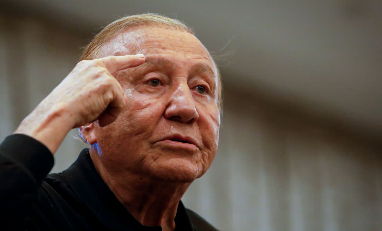 Rodolfo Hernández, candidato presidencial colombiano, dice que se enteró recientemente de que a su hija la mataron de un tiro en la frente 