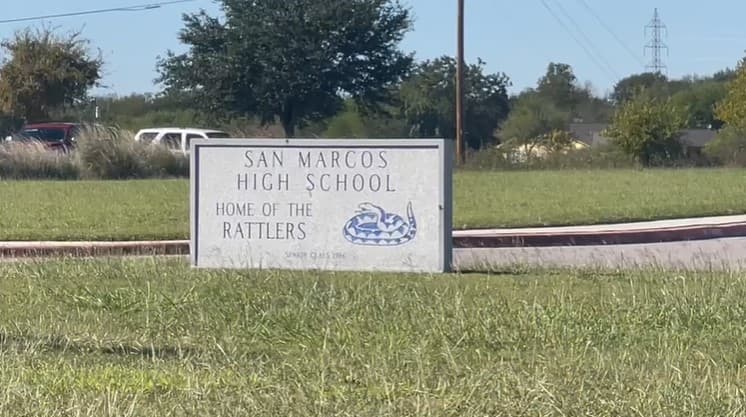 Amenaza escolar vía redes sociales alerta a oficiales del distrito escolar en San Marcos