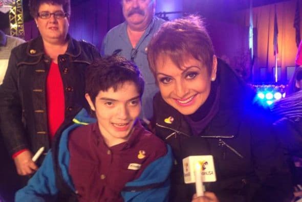 Daniel Arenas, Maite Perroni, Prince Royce y más compartieron fotos personales de su experiencia en el escenario y tras bambalinas de Teletón USA 2014