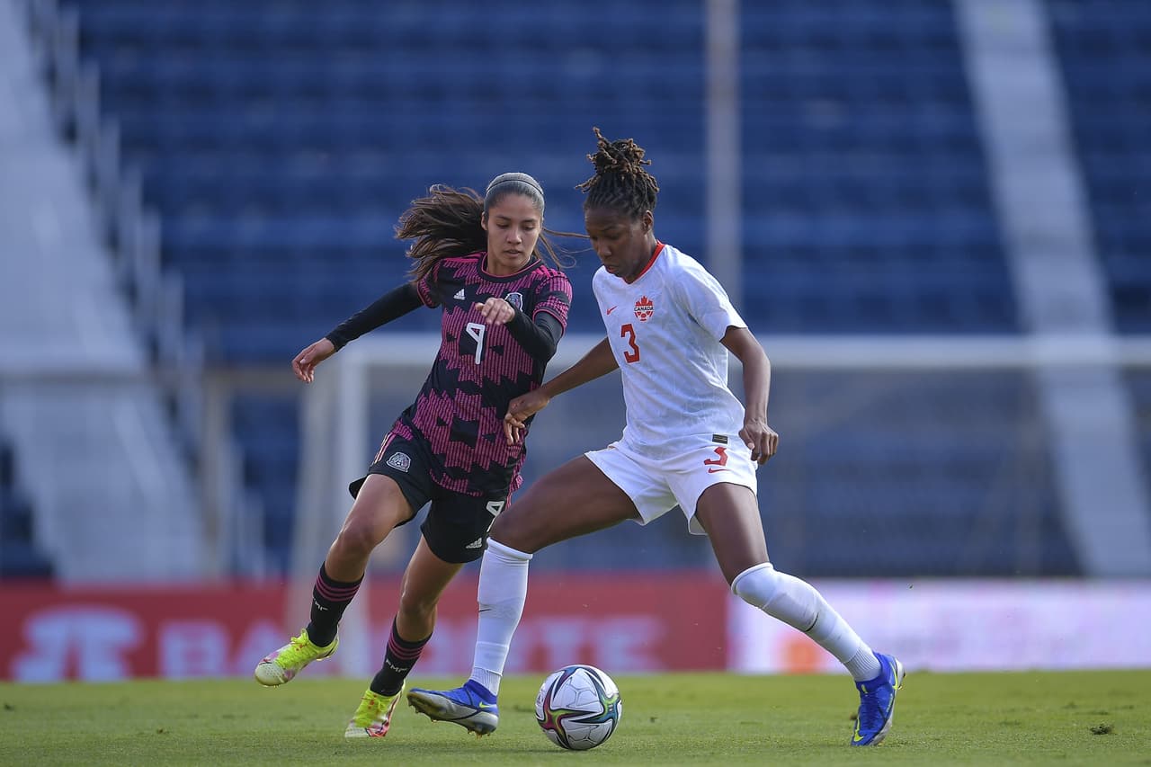 No se logran batir las porterias en el duelo amistoso entre México y Canad´a y se conforman con el empate 0-0.