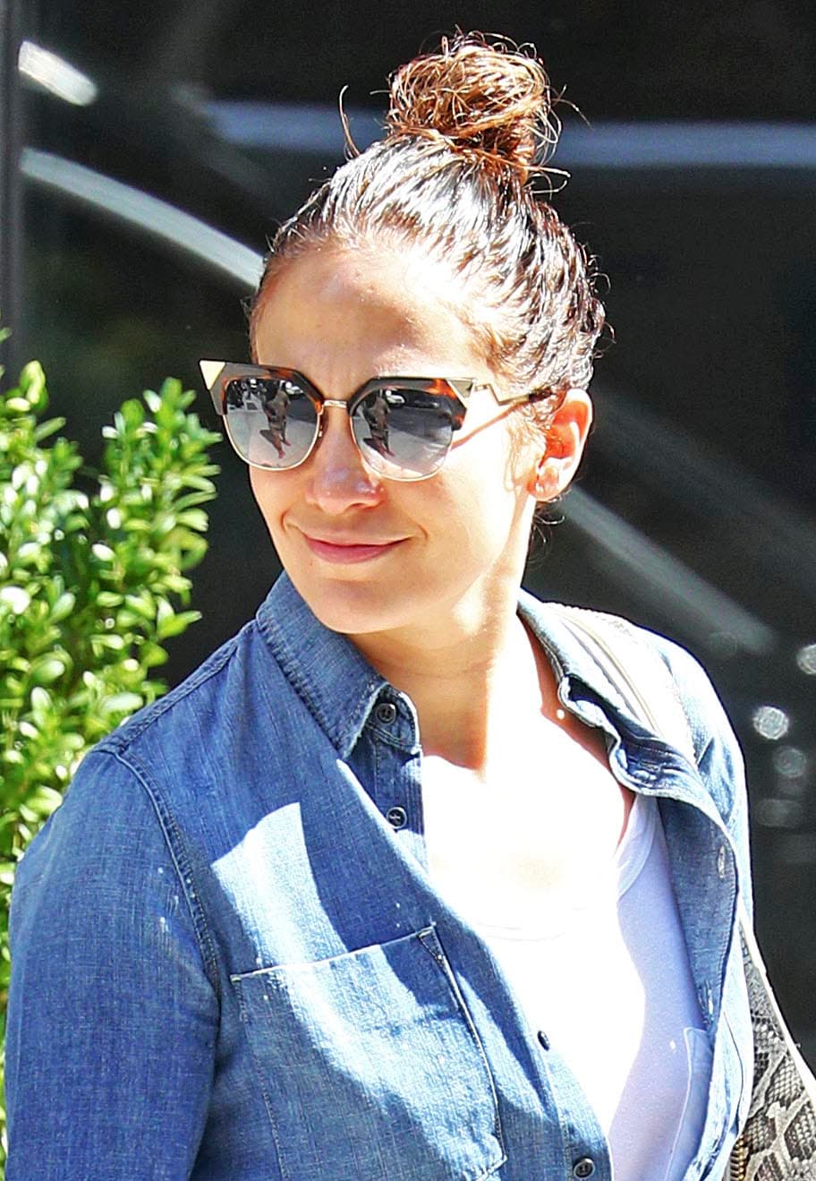 ¡Como una reina! Así reapareció Jennifer Lopez con una sonrisa y fresca como la mañana.