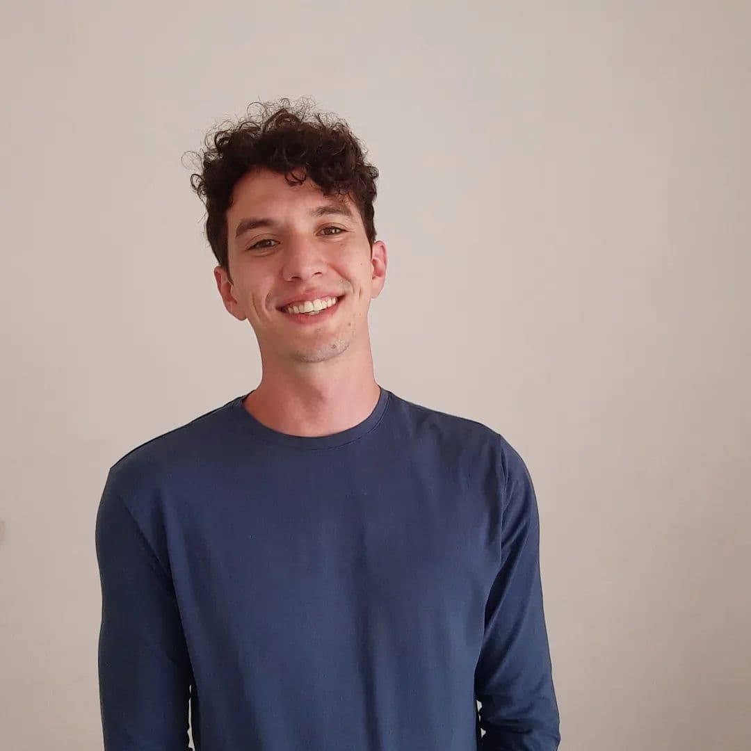 Con una carrera actoral en crecimiento, Andrés Tirado, de 27 años, compartía algunos detalles de su vida en su cuenta de Instagram.
<br>