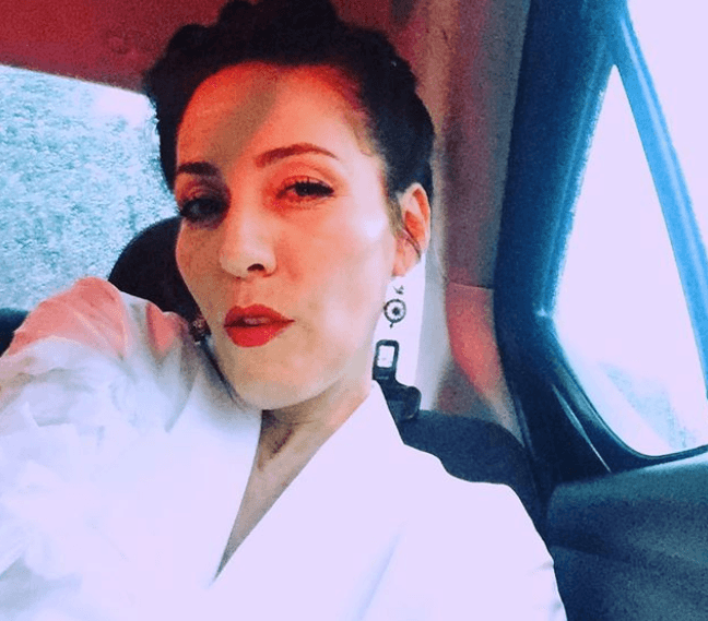 Stephanie Salas fue cuestionada en torno a una revelaci´ón hecha por Michelle Salas, la hija que tuvo con Luis Miguel.