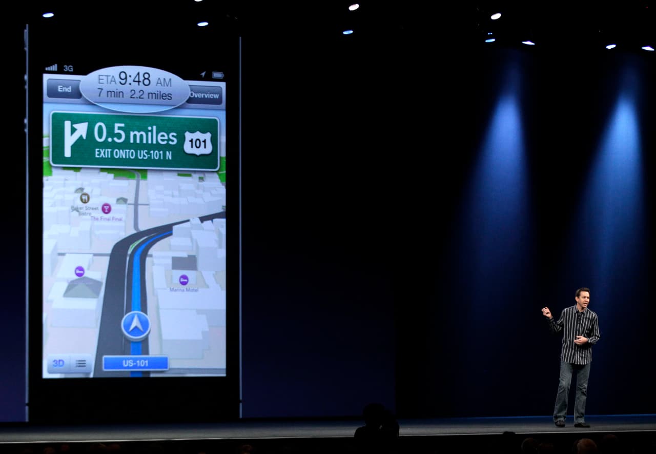 En 2012, el sistema operativo de los iPhone, iOS, incorporó su propio sistema de geolocalización.