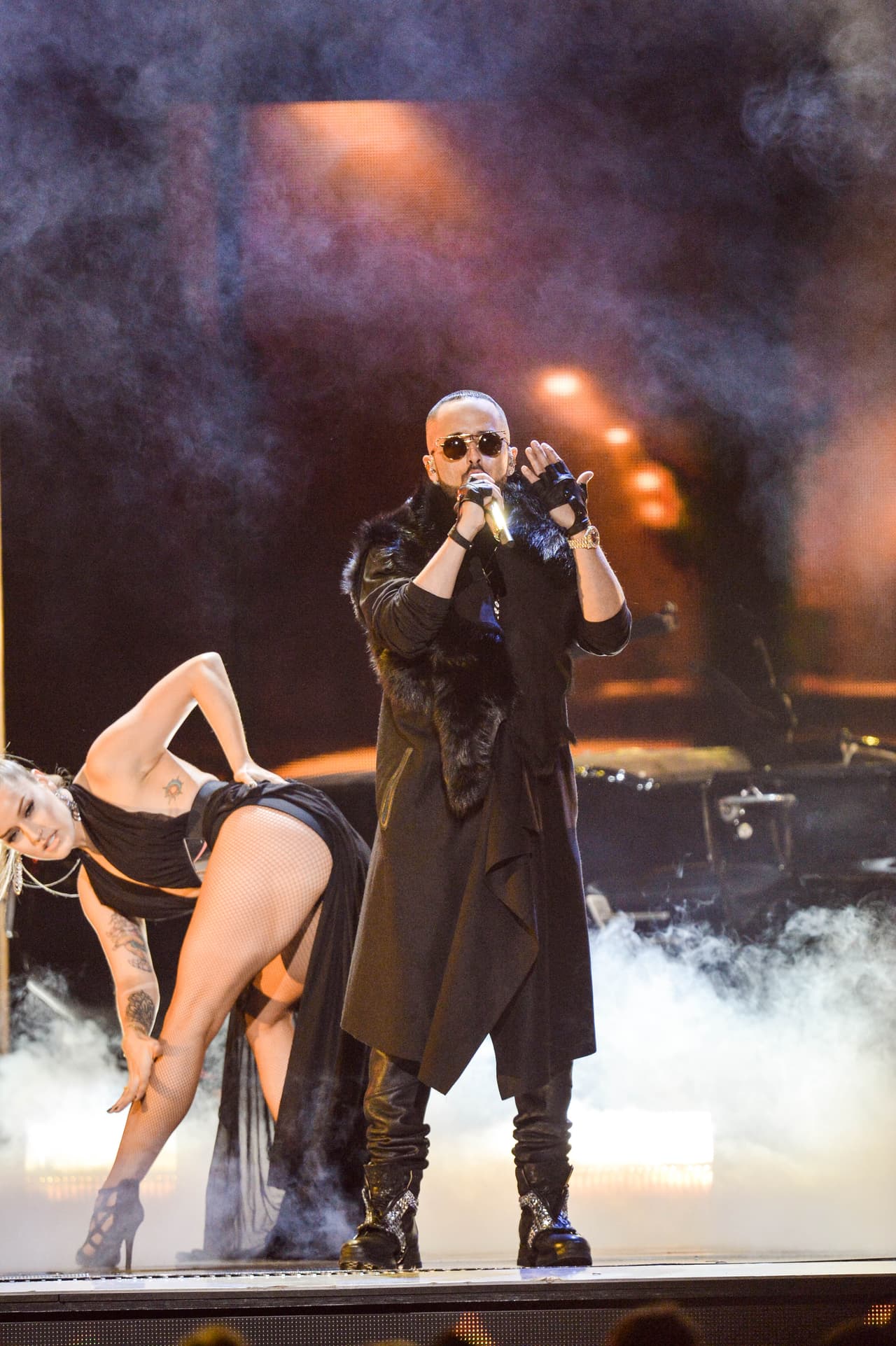 Yandel es uno de los cantantes más exitosos y esta vez lo hizo de nuevo.