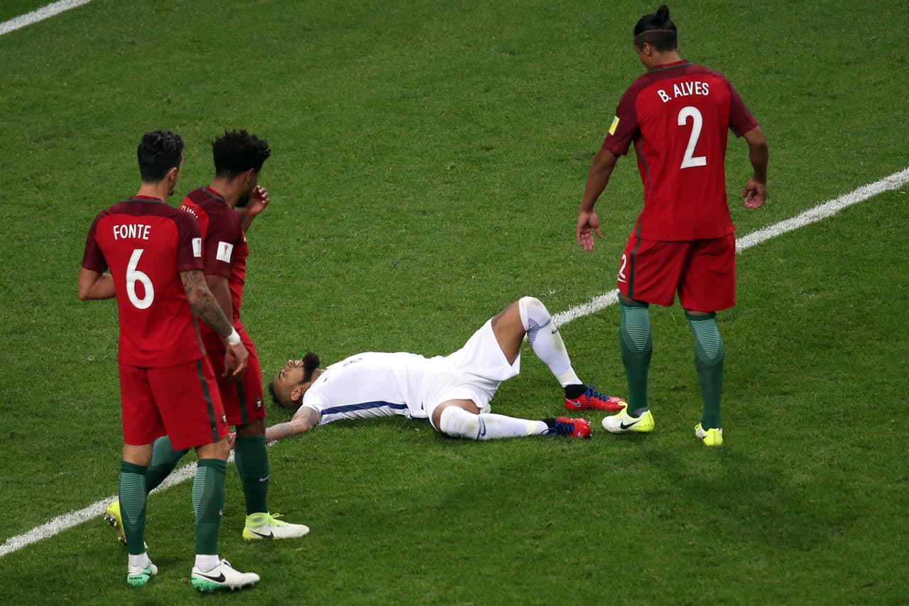 Arturo Vidal tuvo una oportunidad de cabezazo tras centro por la derecha pero mandó el balón por encima del horizontal.