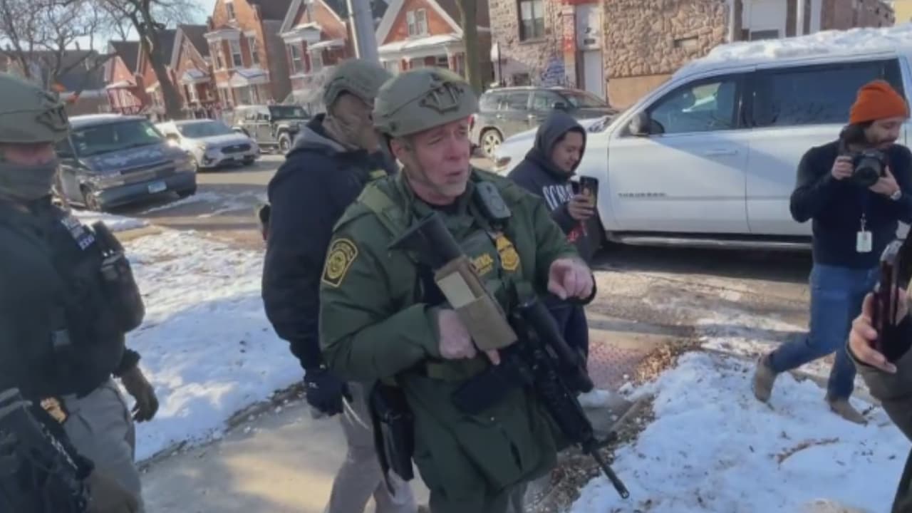 “Provocaron caos”: terror en la comunidad de La Villita por presencia de Bovino y agentes federales