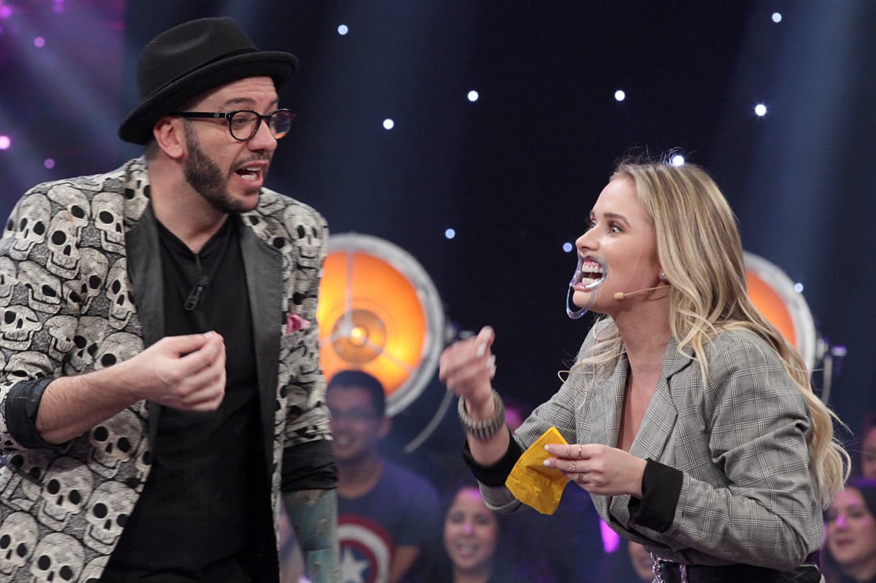 ¡Qué sensual sonrisa, Kimberly!