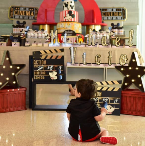 El bebé de Lourdes se gozó por completo su primer fiesta de cumpleaños.