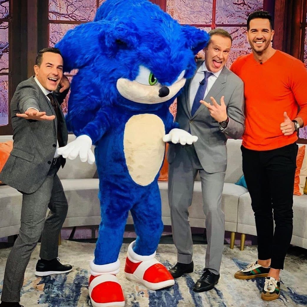 Carlitos, Alan y Yisus también disfrutaron el momento de tomarse una foto con Sonic. No cabe duda que ellos saben bien disfrutar de estos momentos juntos.