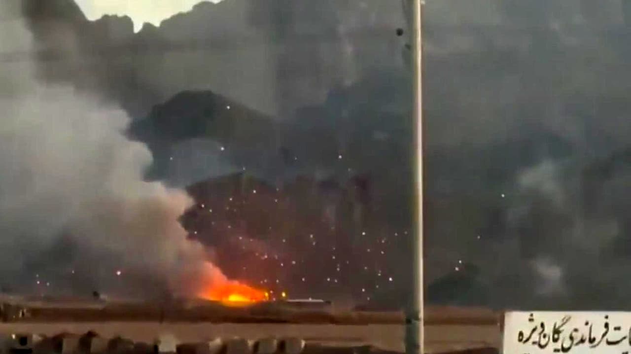 Irán ataca Arabia Saudita y Emiratos con misiles mientras EEUU pide a ciudadanos salir de Bagdad