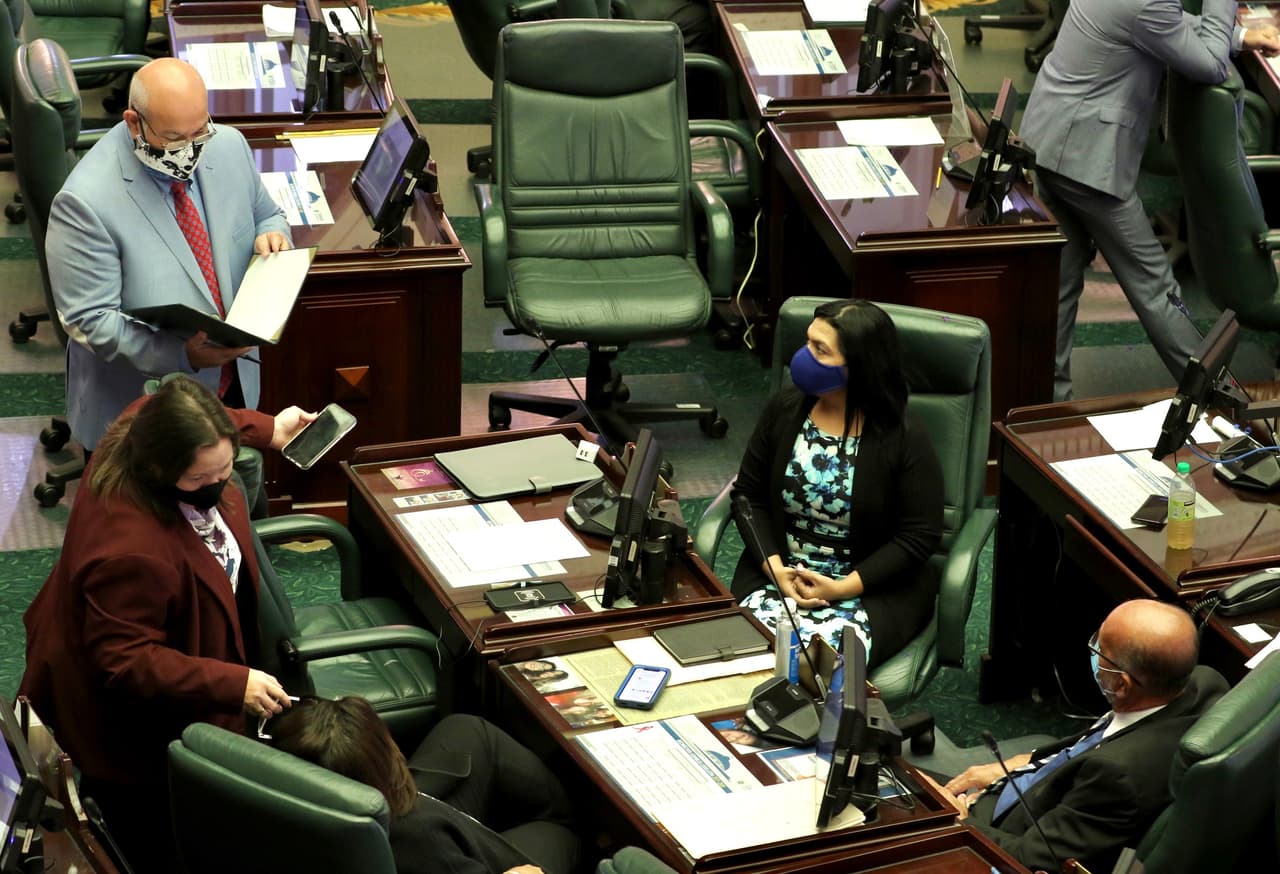 Cámara de Representantes aprueba aumento salarial a enfermeros