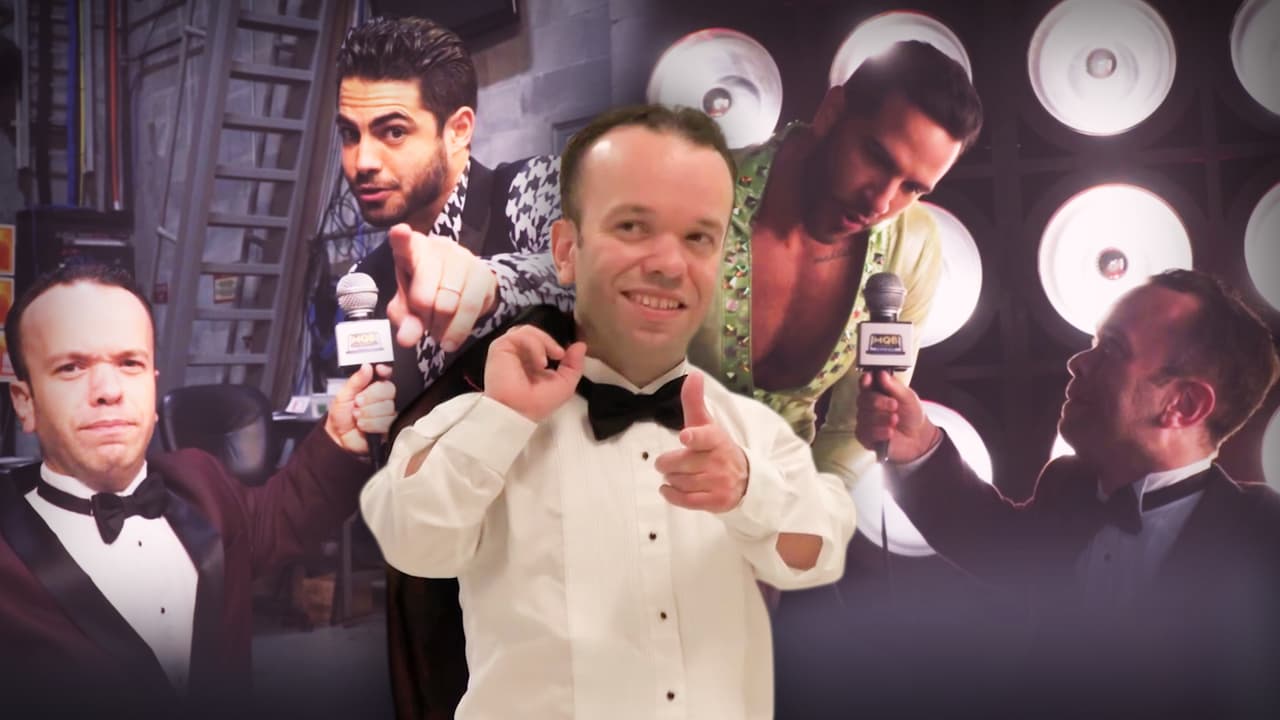 'Carlitos El Productor' con el detrás de cámaras, y uno que otro 'consejito', de la primera gala de Mira Quién Baila