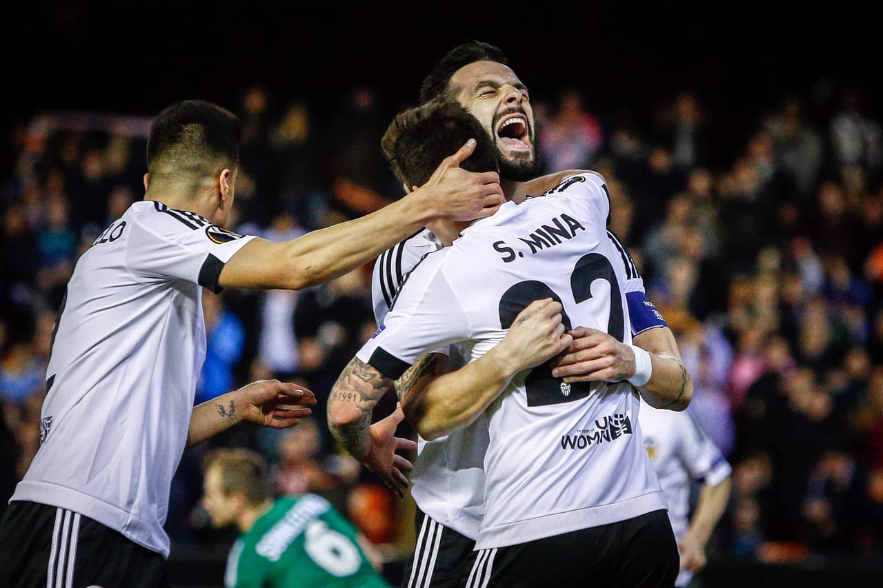 Valencia destrozó 6-0 al Rapid de Viena para encaminarse a octavos de Europa