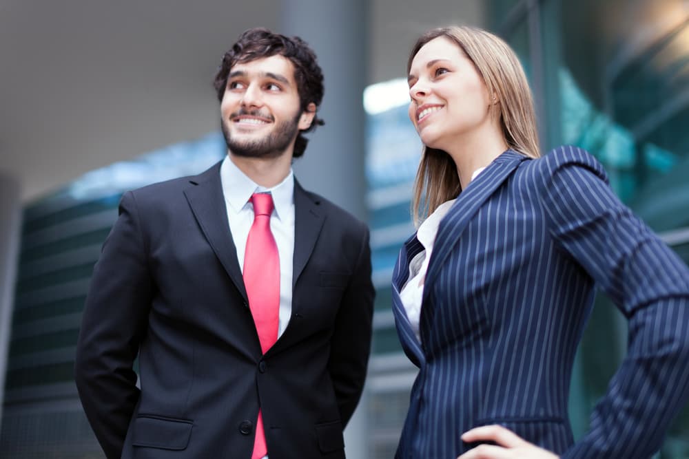 Ambos signos de tierra, con intereses comunes, muy realistas, disciplinados y laboriosos. Detallistas en todo. Cada uno llora en los hombros del otro cuando llegan los momentos de crisis y se entienden perfectamente. No tiende a haber muchas críticas sino más bien intercambio de opiniones y en la intimidad es bien intensa.