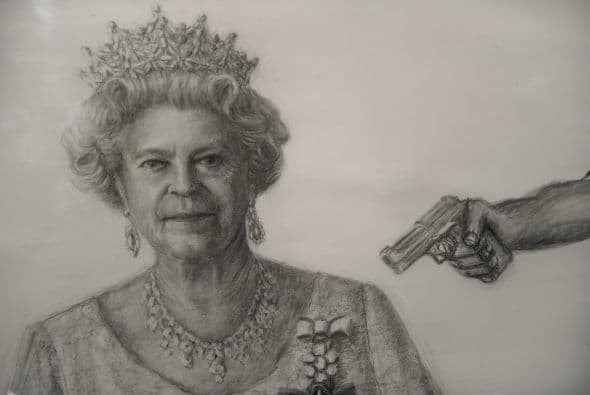 Los responsables por la Bienal rechazaron el pedido y alegaron en una nota: "Una calidad fundamental de nuestra institución es su independencia de selección y libertad de expresión. Las obras exhibidas no reflejan la opinión de los curadores de la muestra ni de la Fundación Bienal".