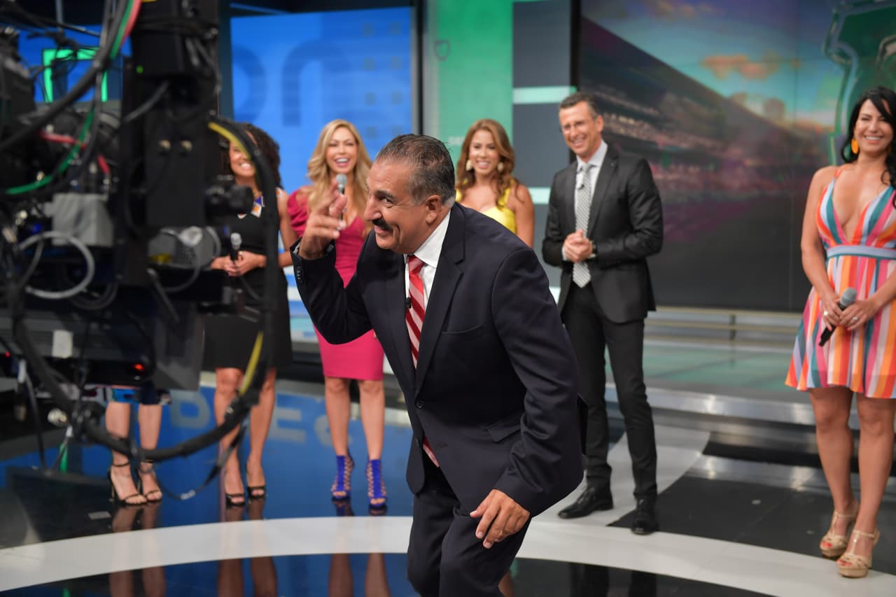 República Deportiva cumple 20 años de alegría e información y así los vivimos este domingo.