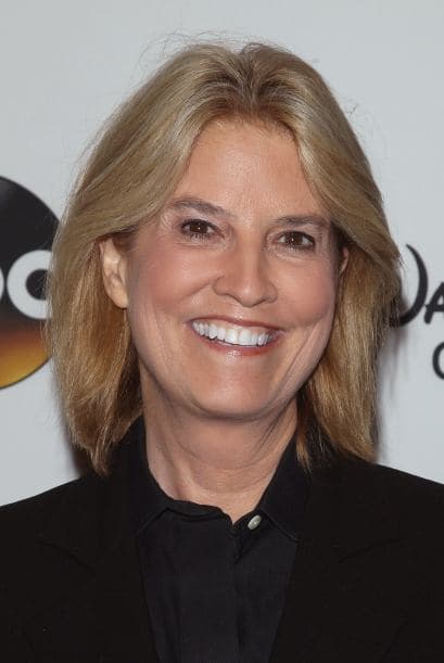 100.- GRETA VAN SUSTEREN: Es luna periodista norteamericana y una celebridad del canal de noticias FOX donde conduce On The record.