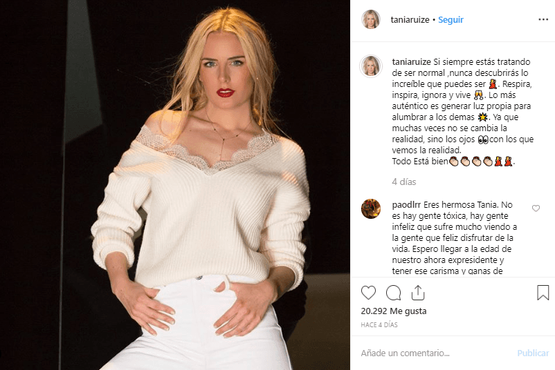 "Si siempre estás tratando de ser normal, nunca descubrirás lo increíble que puedes ser. Respira, inspira, ignora y vive", escribió la modelo en lo que pareciera ser un mensaje dedicado a quienes criticaron el baile.