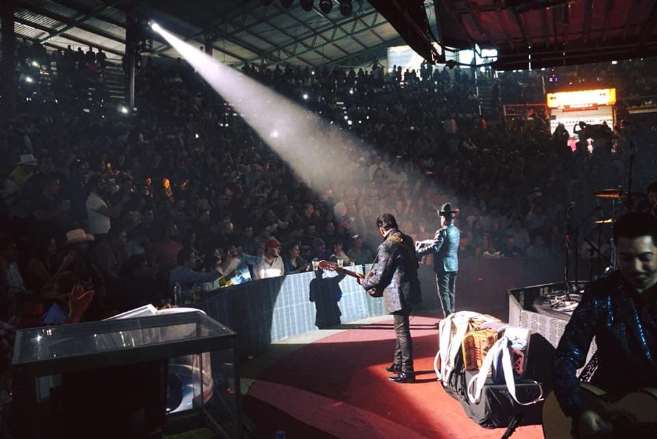 El espectáculo de Los Tigres del Norte, uno de los más esperados en la famosa feria de la capital de Jalisco.