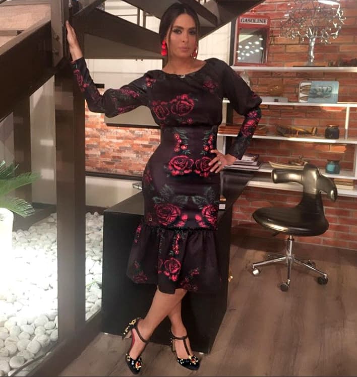Galilea Montijo está orgullosa de sus curvas latinas y de vez en cuando las presumen con vestidos entallados a la cintura.