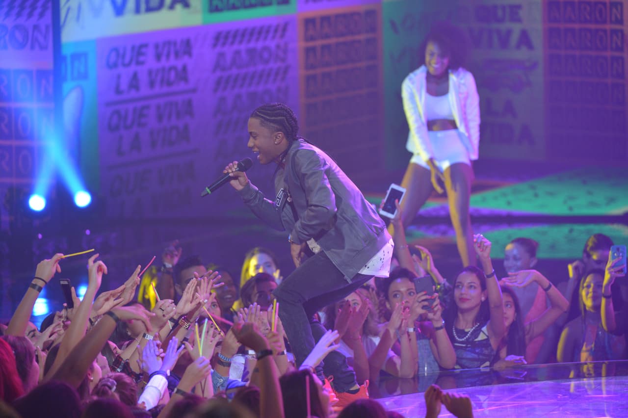 Una noche llena de emociones y muchos nervios. Los doce chicos dieron lo mejor de sí en esta primera gala en directo. Dinos cuál es tu favorito.