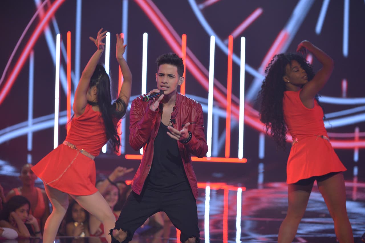 Una noche llena de emociones y muchos nervios. Los doce chicos dieron lo mejor de sí en esta primera gala en directo. Dinos cuál es tu favorito.