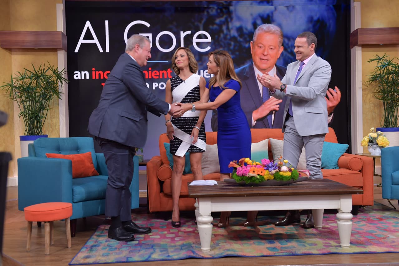 Finalmente se despidió pidiendo que vean este documental y se unan a esta lucha en la que confía se hará principalmente a través del pueblo.