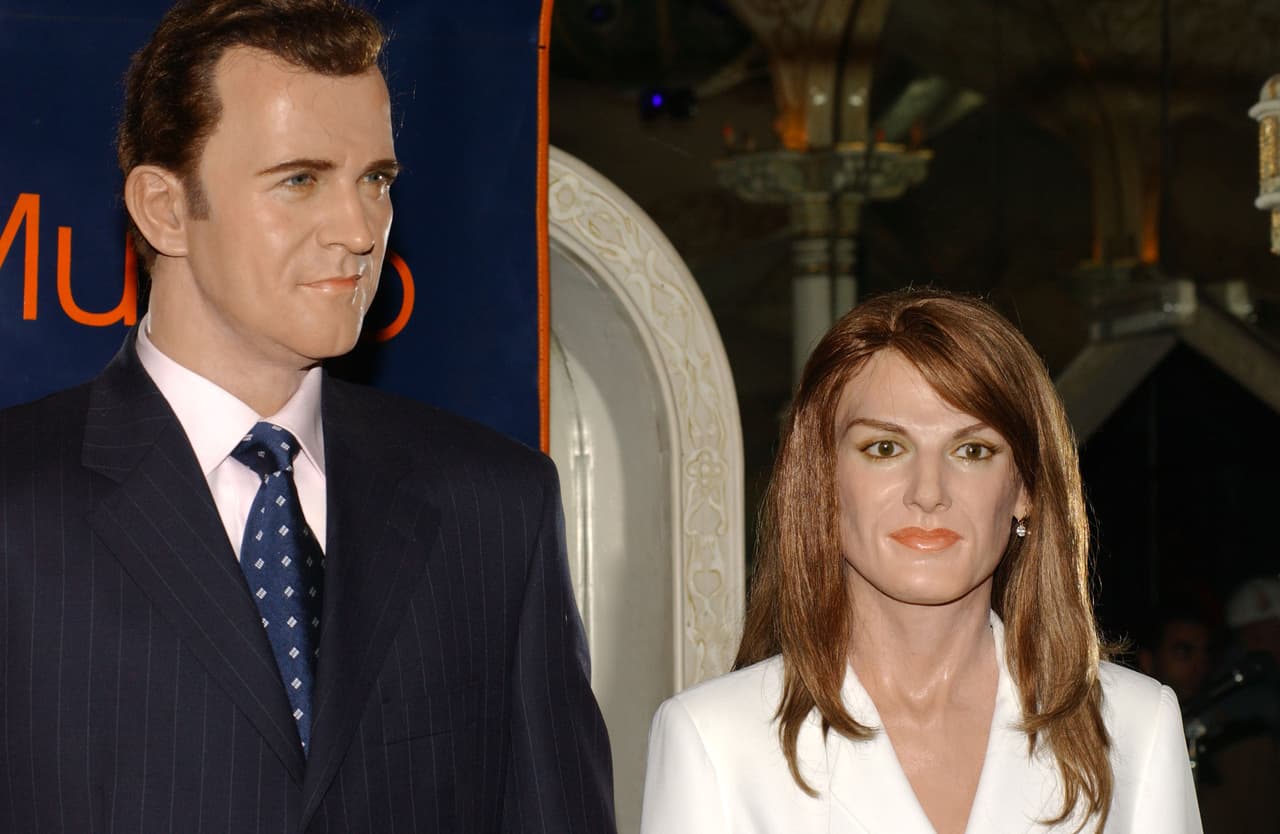 Medios españoles señalan que la culpa no es de los escultores del museo, sino de la Reina misma.