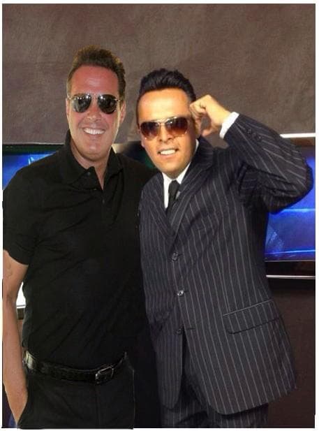 ¿Luis Miguel? No, es Luis Monroy, quien por varios años ha caracterizado a 'El Sol' y así nos muestra su gran parecido con este ídolo.