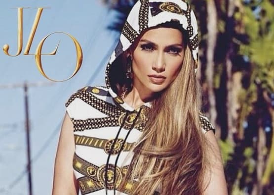 ¿Qué pensará Jenni de esto? Su enorme parecido ha dado mucho de qué hablar.