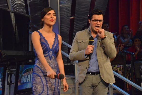 Paul no podía creer lo espectaculares que lucían sus compañeras.