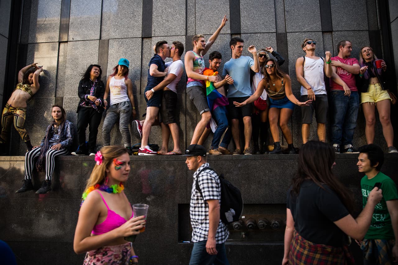 Cientos salieron a las calles de San Francisco para celebrar el Orgullo Gay.
