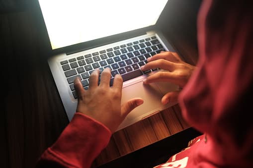 Qué es el E-skimming, la nueva forma de fraude en compras en internet