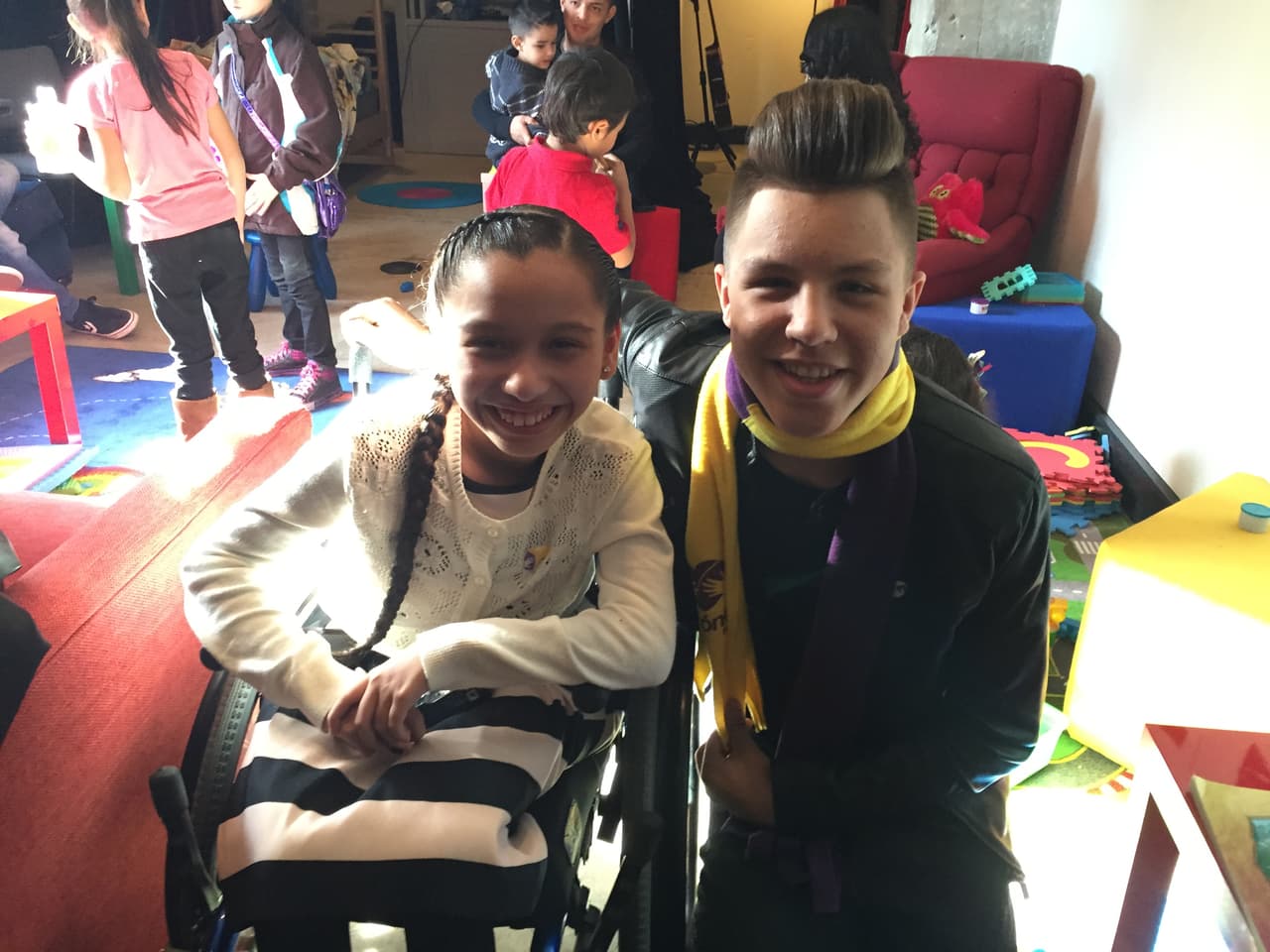 Varios artistas abrieron su corazón para escuchar las historias de los niños del Teletón USA.