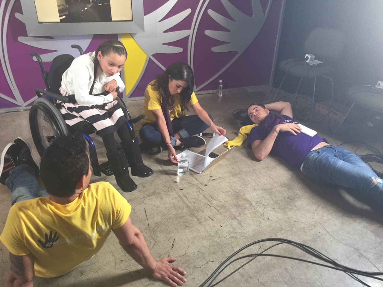 Varios artistas abrieron su corazón para escuchar las historias de los niños del Teletón USA.