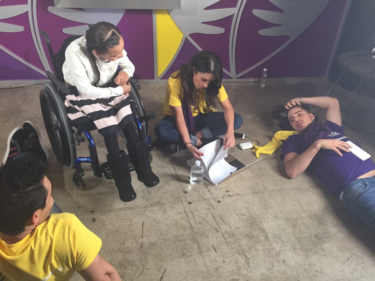 Varios artistas abrieron su corazón para escuchar las historias de los niños del Teletón USA.